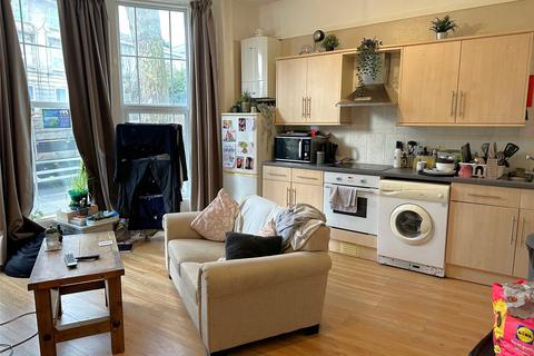 2 bedroom apartment to rent, Cheltenham Road, Bristol, BS6