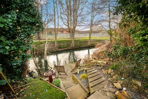 4 bedroom end of terrace house for sale, Dudley Road, Grantham NG31