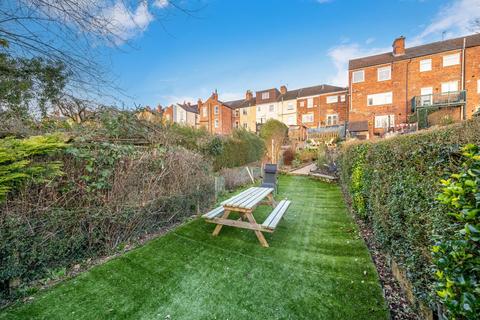 4 bedroom end of terrace house for sale, Dudley Road, Grantham NG31