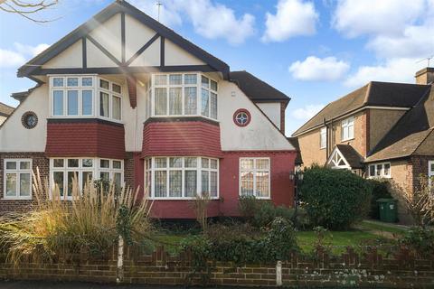 3 bedroom semi-detached house for sale, Silverthorn Gardens, London E4