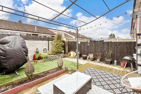 3 bedroom end of terrace house for sale, Millfield, Hawkinge, Folkestone, Kent