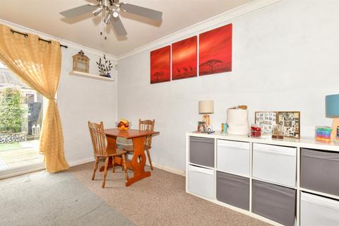 3 bedroom end of terrace house for sale, Millfield, Folkestone CT18