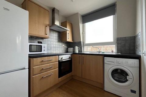 1 bedroom flat to rent, Broomhill Road, Broomhill, Aberdeen, AB10