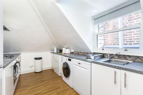 2 bedroom flat to rent, Denmark Hill, London