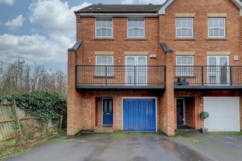 4 bedroom house to rent, Rambures Close, Warwick Gates, Warwick