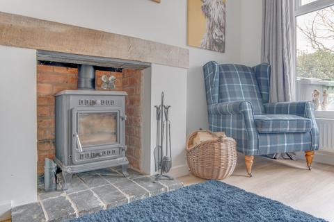 7 Beverley Close, Astwood Bank, Redditch, B96 6DX