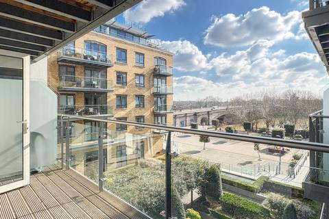 2 bedroom apartment for sale, 8 Kew Bridge Road, Brentford, Greater London, TW8