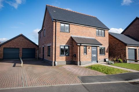 4 bedroom house for sale, Agnes Hunt Drive, Park Hall, Oswestry