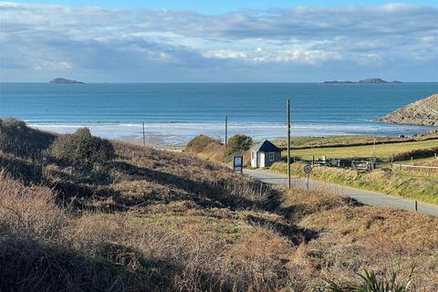 5 bedroom semi-detached house for sale, Tan Y Bryn, Whitesands, St Davids