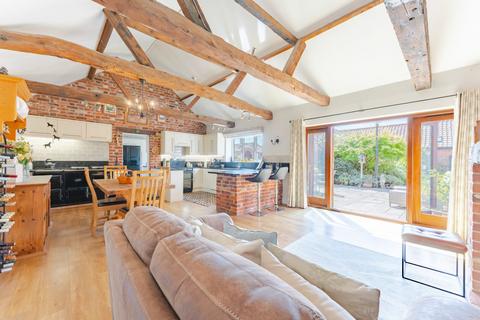 5 bedroom barn conversion for sale, Martham Road, Hemsby