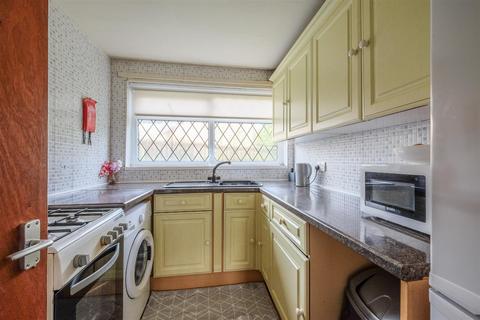 1 bedroom flat for sale, Longfield Close, Dalton,  Huddersfield, HD5