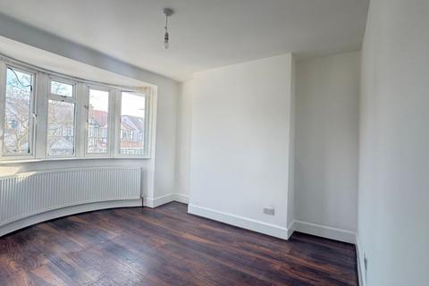 3 bedroom house to rent, Sandringham Crescent, South Harrow, HA2