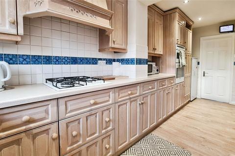 undefined, Selsdon Avenue, Room 2, Woodley, Reading, RG5