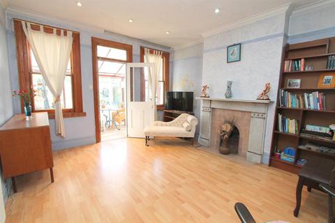 4 bedroom semi-detached house for sale, Onslow Gardens, Wallington SM6