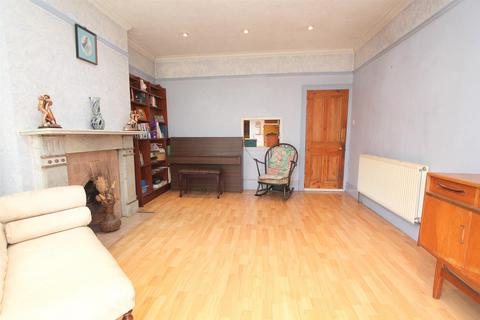 73 Onslow Gardens, Wallington, SM6 9QH