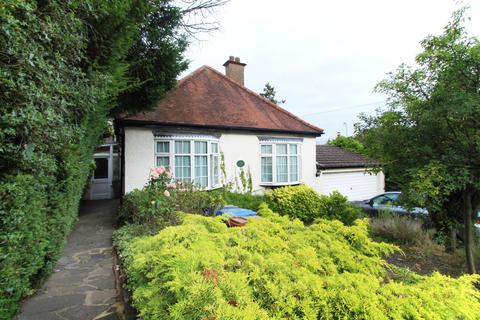 3 bedroom detached bungalow for sale, Plough Hill, Cuffley, EN6