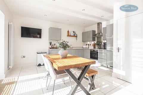 50 Coppice Close, Stocksbridge, Sheffield, S36 1LS