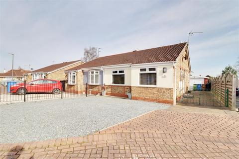 2 bedroom semi-detached bungalow for sale, Elsham Rise, Hessle