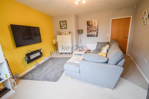 2 bedroom flat for sale, Kyle Close, Renishaw, Sheffield, S21