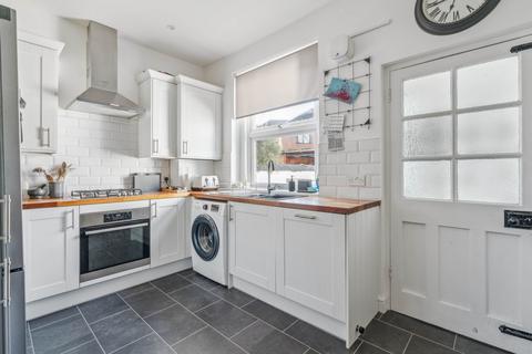 3 bedroom terraced house for sale, Leavesden Road, Watford