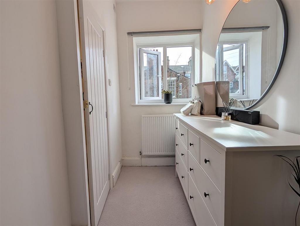 Dressing area