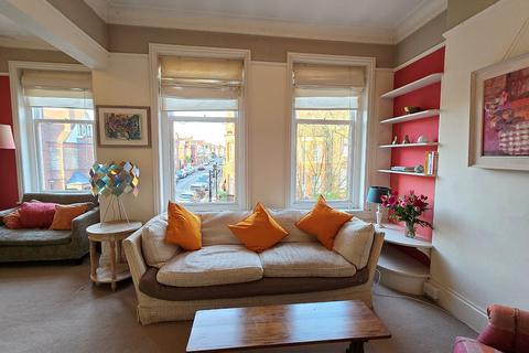 142 Amesbury Avenue, London, SW2 3AB