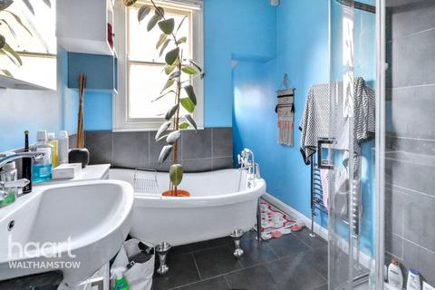 33 Cornwallis Road, London, E17 6NL
