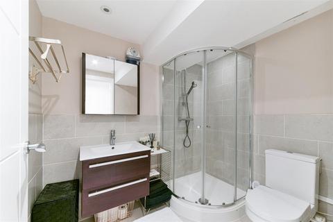 1 bedroom apartment for sale, Upper Mulgrave Road, Cheam Village