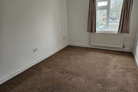 1 bedroom flat to rent, Hanchant Court, Norwich Road, Wisbech