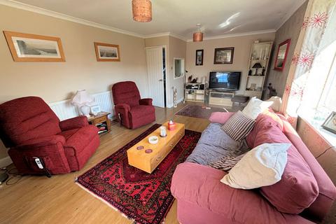 3 bedroom detached bungalow for sale, Plas Edwards, Tywyn LL36