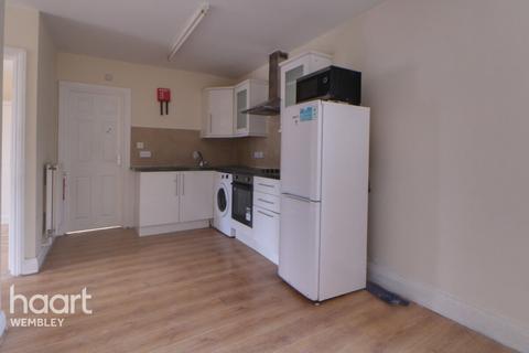 2 bedroom flat for sale, Kenton Road