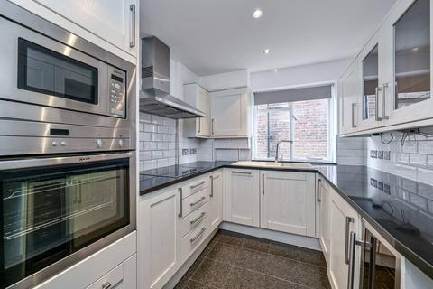 3 bedroom flat for sale, Hamilton Terrace, St John's Wood, London, NW8