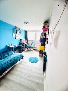 1 bedroom flat for sale, Brentford TW8