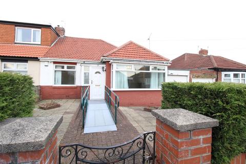 2 bedroom semi-detached bungalow for sale, Craythorne Gardens, North Heaton, Newcastle Upon Tyne