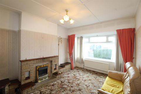 2 bedroom semi-detached bungalow for sale, Craythorne Gardens, North Heaton, Newcastle Upon Tyne