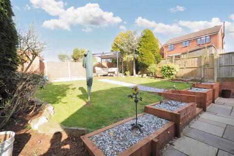 8 Ambleside Close, Stone, ST15 8FU