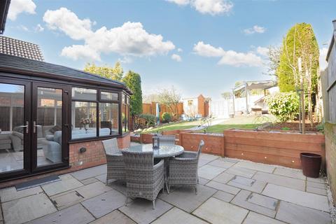 8 Ambleside Close, Stone, ST15 8FU