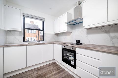 Apartment to rent, Wolsey Mews, London, NW5