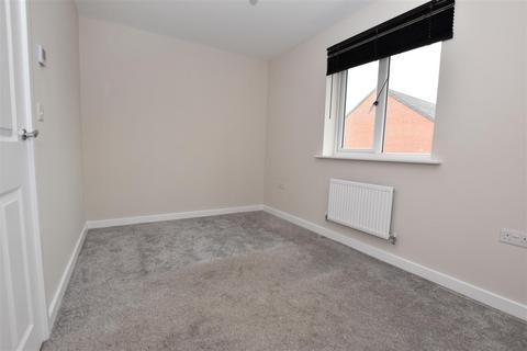 2 bedroom end of terrace house to rent, Lumley Avenue, Kingswood, Hull