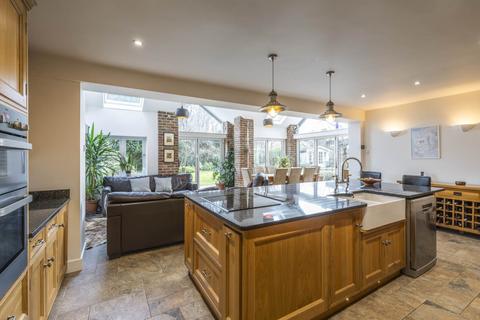 4 bedroom detached house for sale, St Andrews Park Road, Southborough, Tunbridge Wells