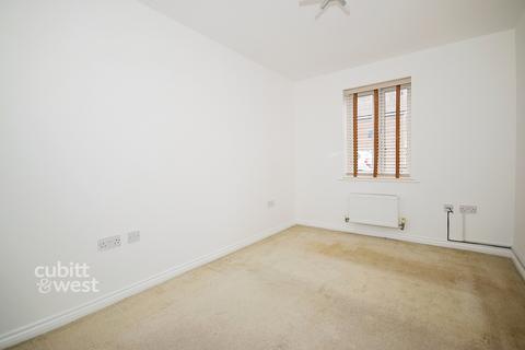 2 bedroom block of apartments to rent, Whyke Marsh Chichester PO19