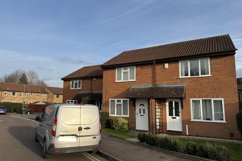 2 bedroom terraced house to rent, Moor Pond Close,  Bicester,  OX26