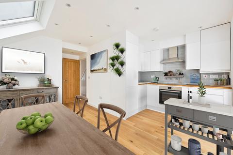 4 bedroom terraced house for sale, Beryl Road, London W6