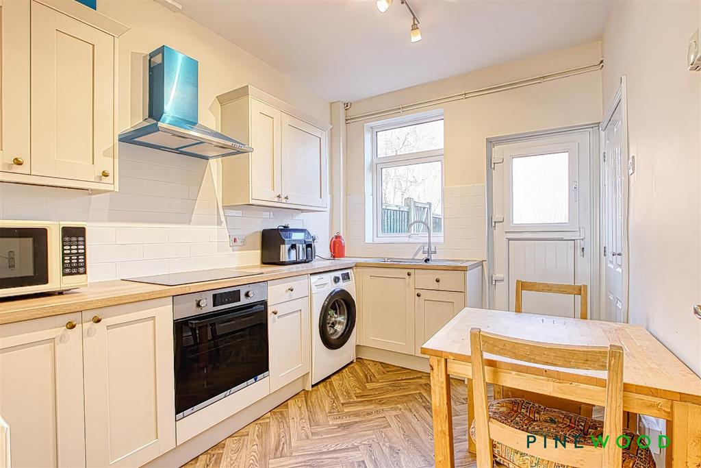 Kitchen diner