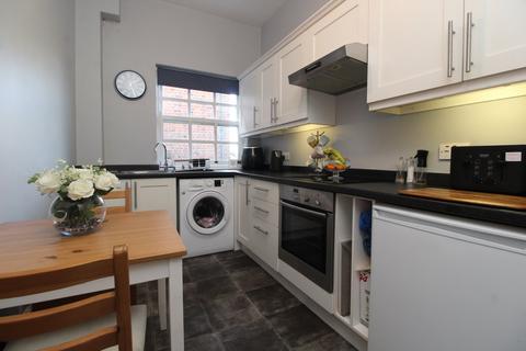 1 bedroom apartment to rent, High Street, Broom, Biggleswade, SG18