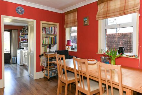 4 bedroom terraced house for sale, Westbourne Road, Trowbridge