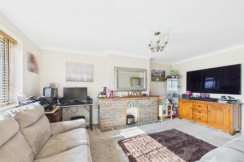 2 bedroom bungalow for sale, Alsa Gardens, Bishop's Stortford CM22