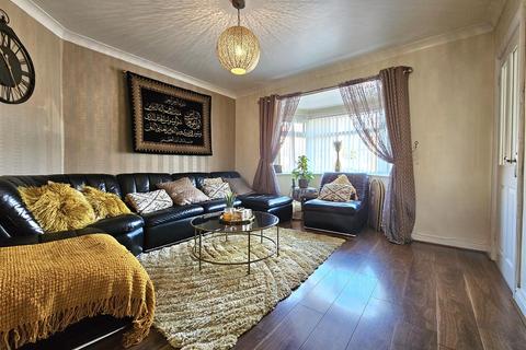 4 Cranmore Road, Shirley, Solihull, B90 4PS