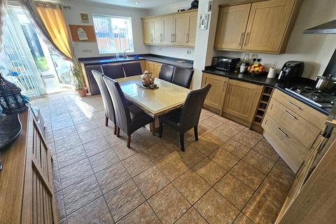 4 Cranmore Road, Shirley, Solihull, B90 4PS