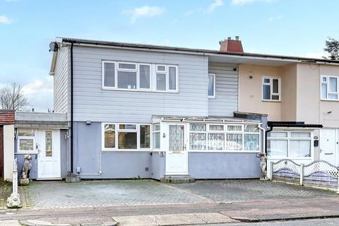 3 bedroom semi-detached house for sale, Denton Avenue, Westcliff-on-Sea, Essex, SS0